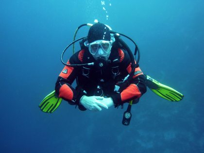 deep-diver-diving-suit-37530